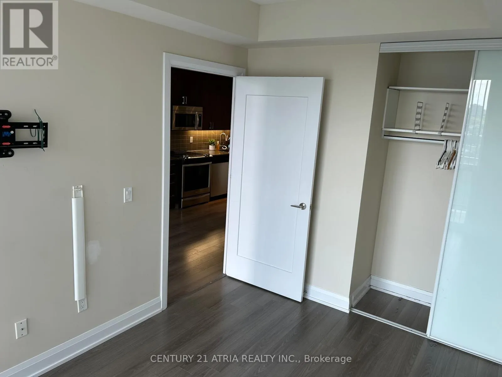 1101 - 18 GRAYDON HALL DRIVE