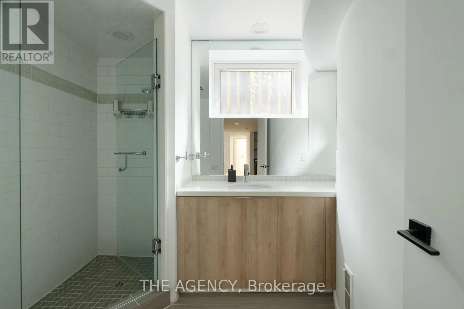101 BANBURY ROAD