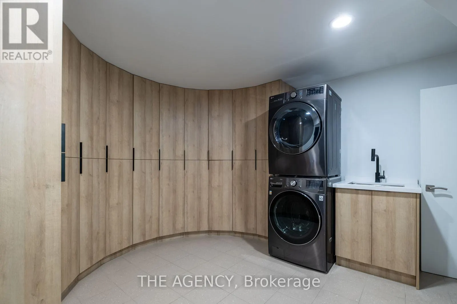 101 BANBURY ROAD