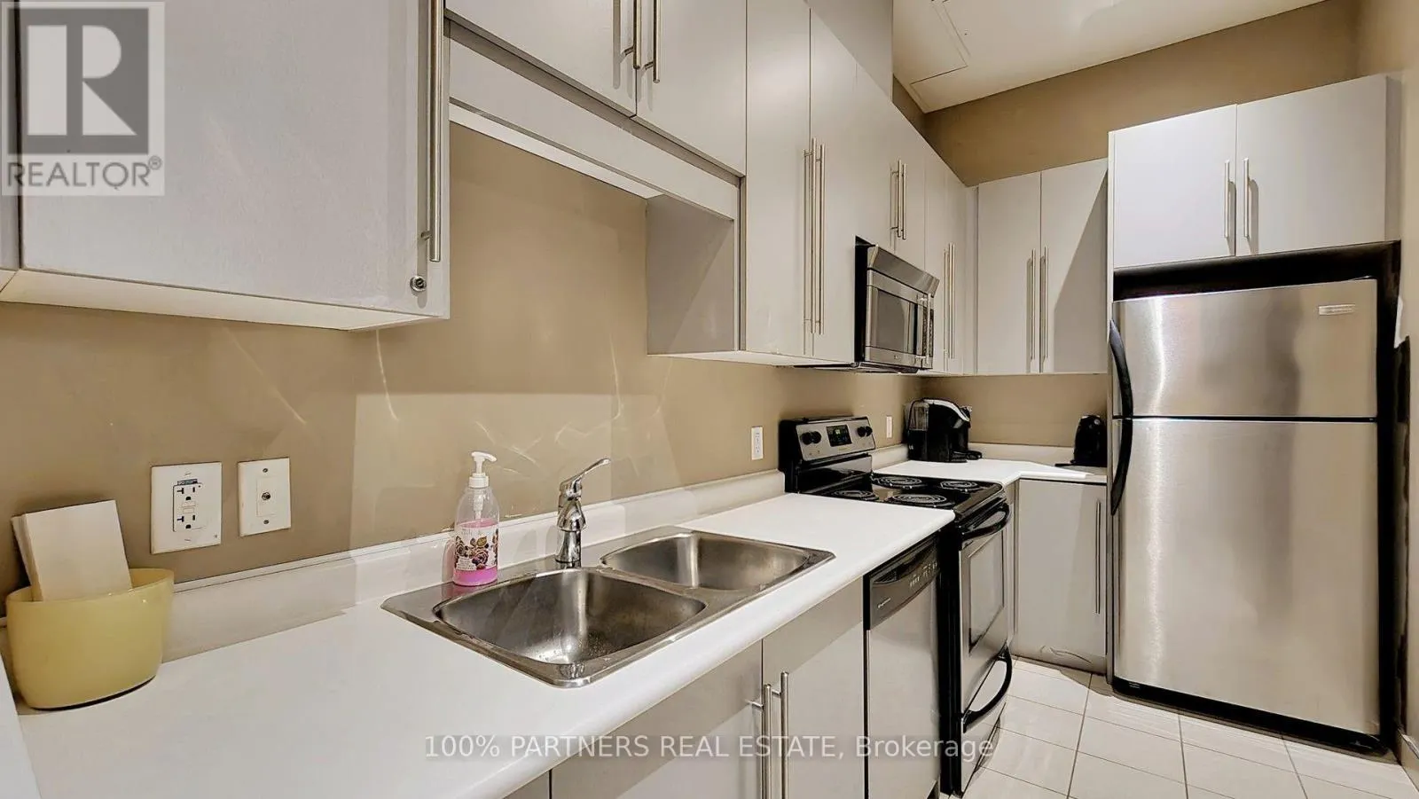 1608 - 133 WYNFORD DRIVE