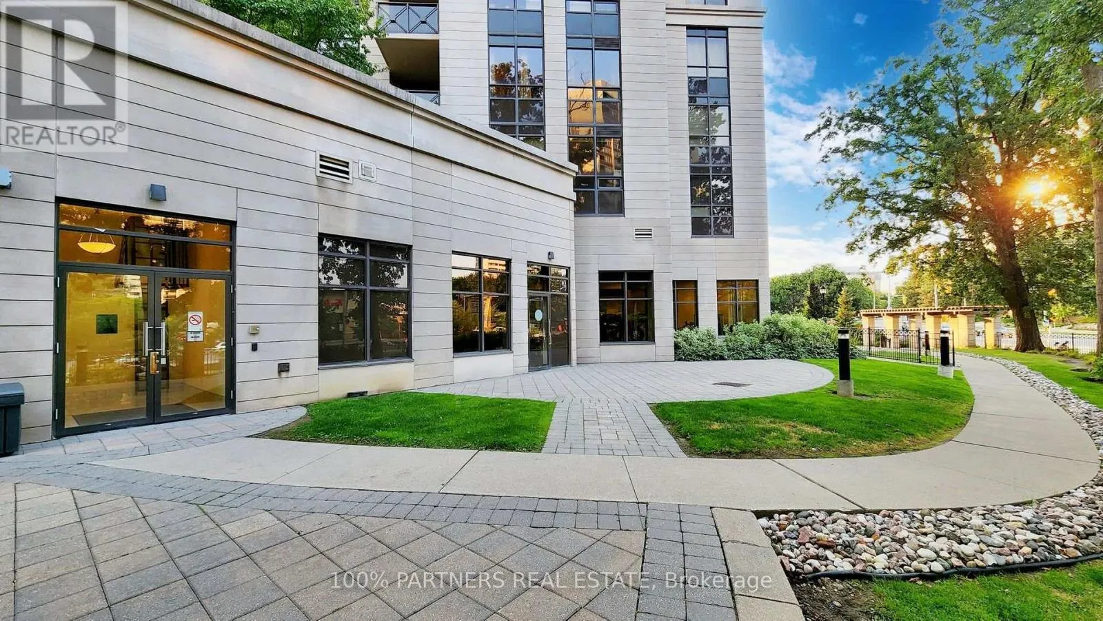 1608 - 133 WYNFORD DRIVE
