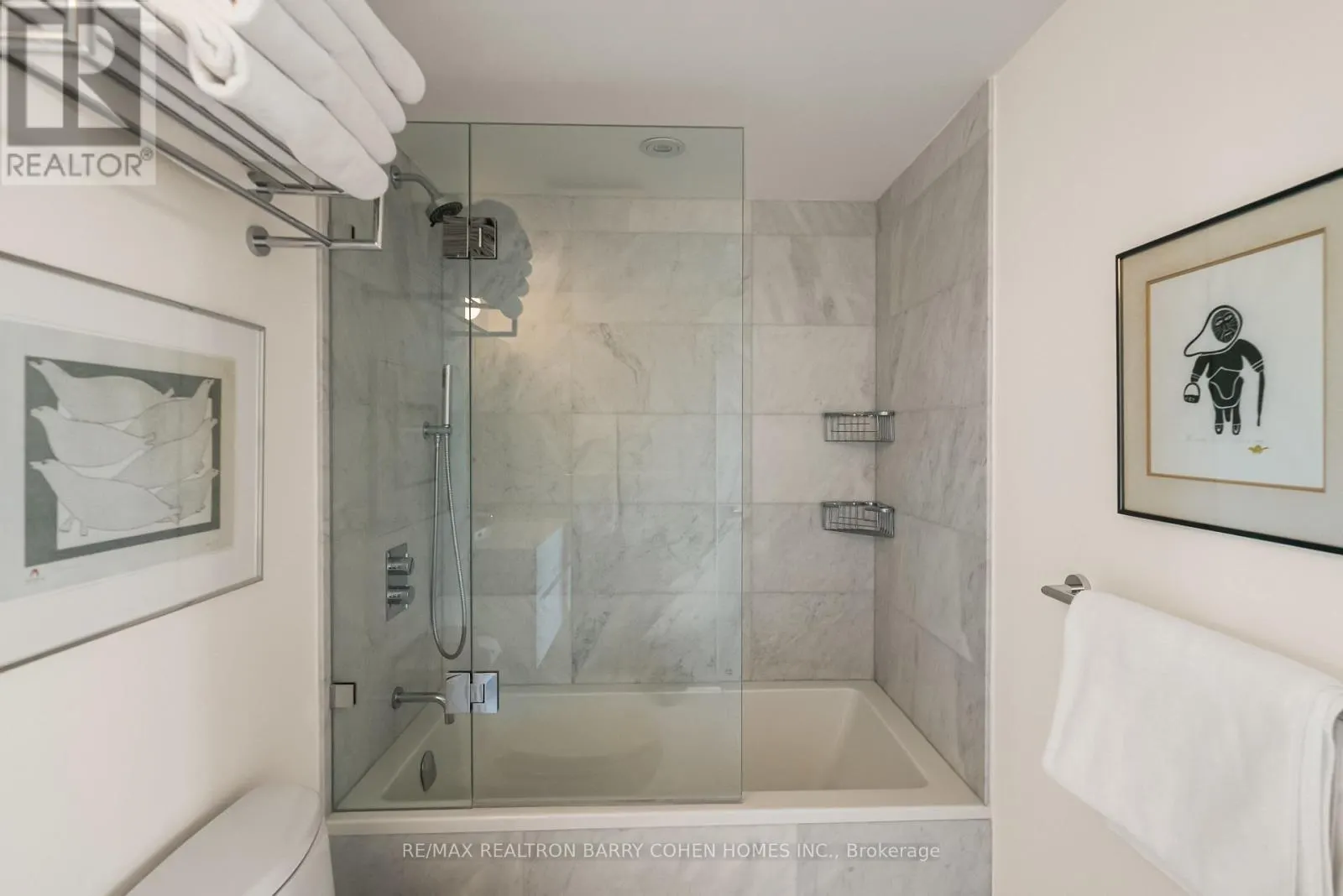 PH12 - 955 QUEEN STREET W