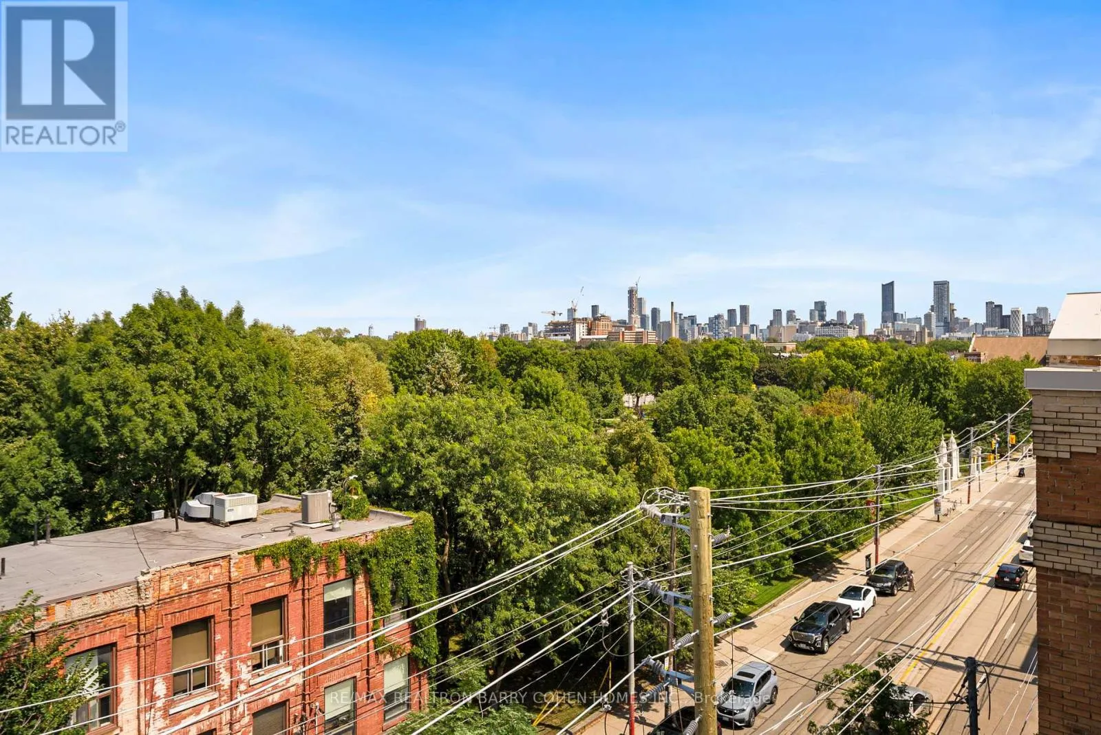 PH12 - 955 QUEEN STREET W