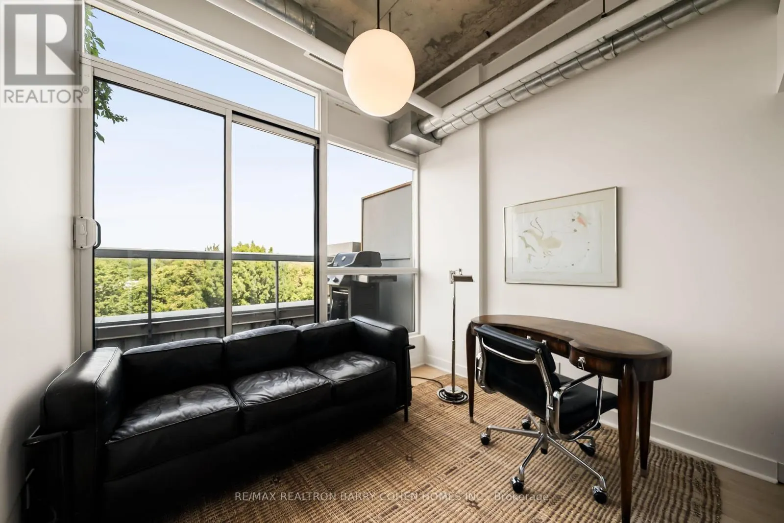 PH12 - 955 QUEEN STREET W