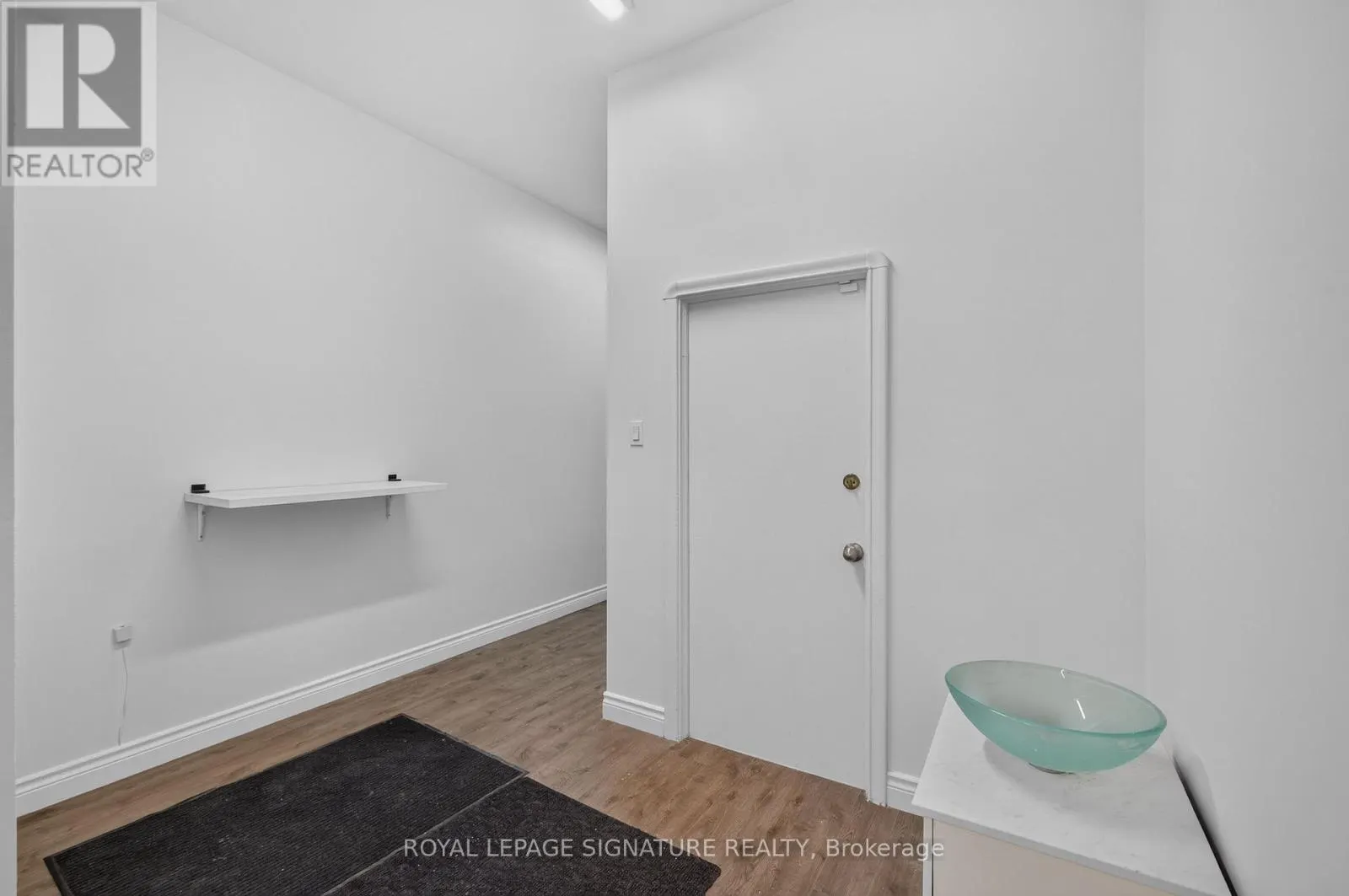 MAIN FLOOR - 1138 EGLINTON AVENUE