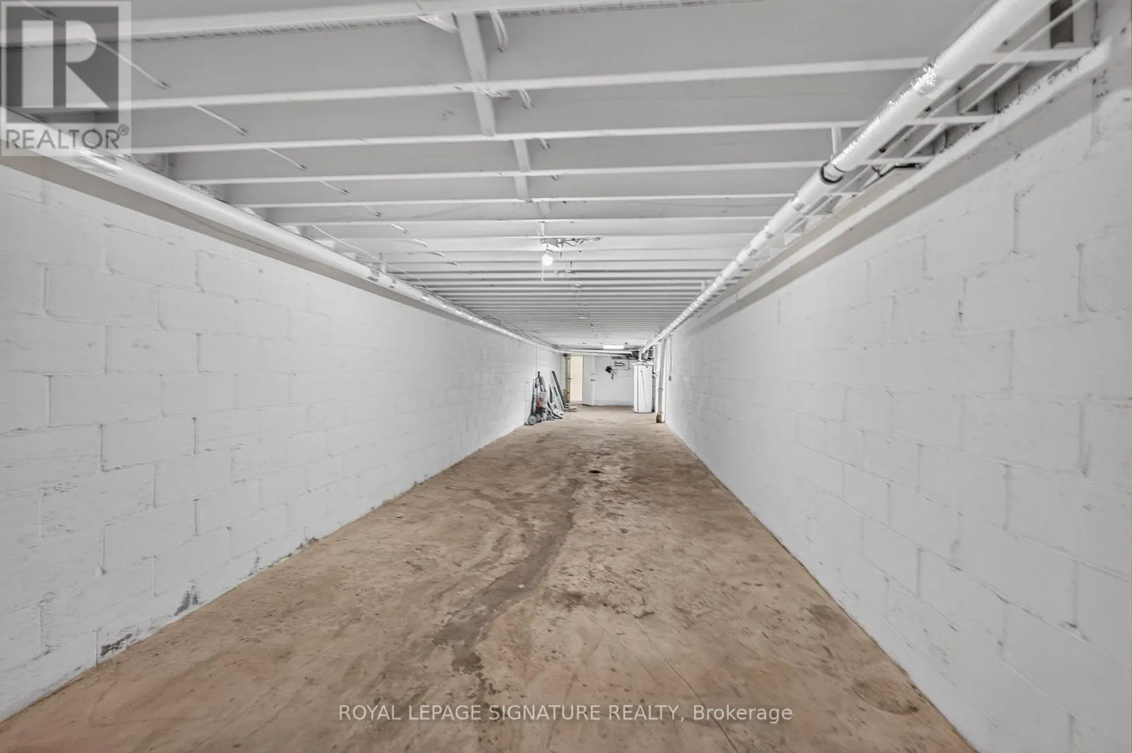 MAIN FLOOR - 1136 EGLINTON AVENUE W