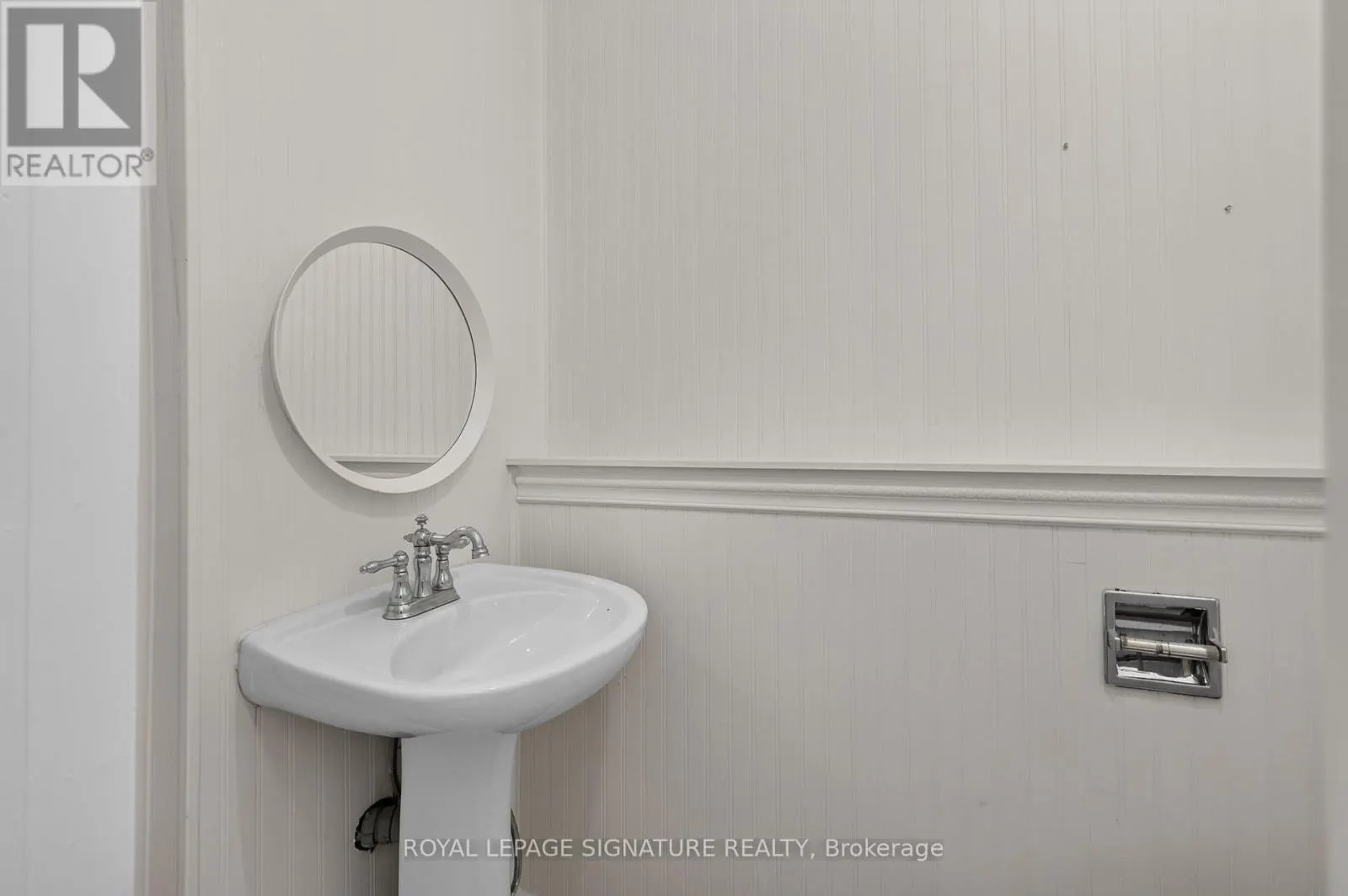 MAIN FLOOR - 1136 EGLINTON AVENUE W