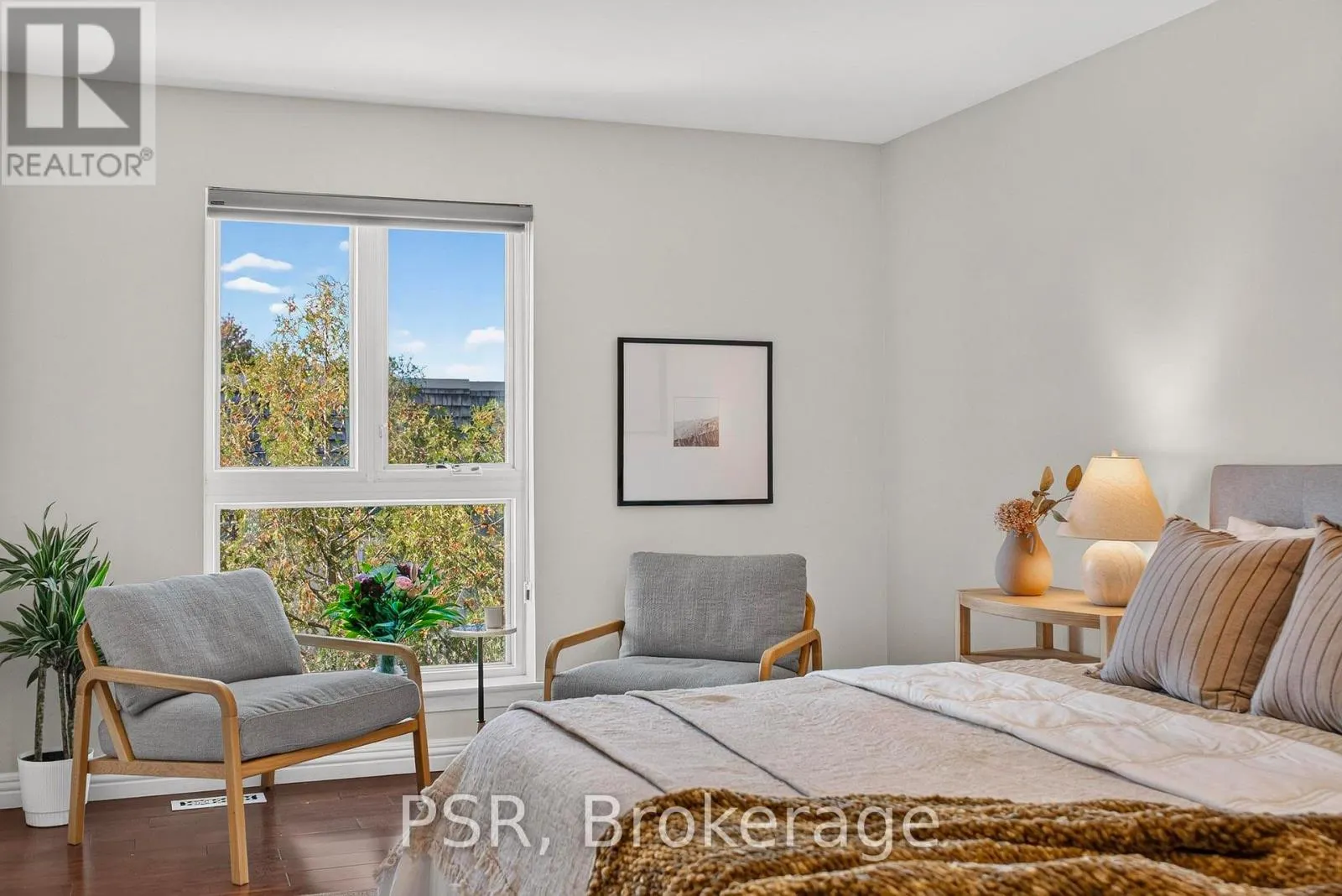 2 POWDERHORN MILL WAY