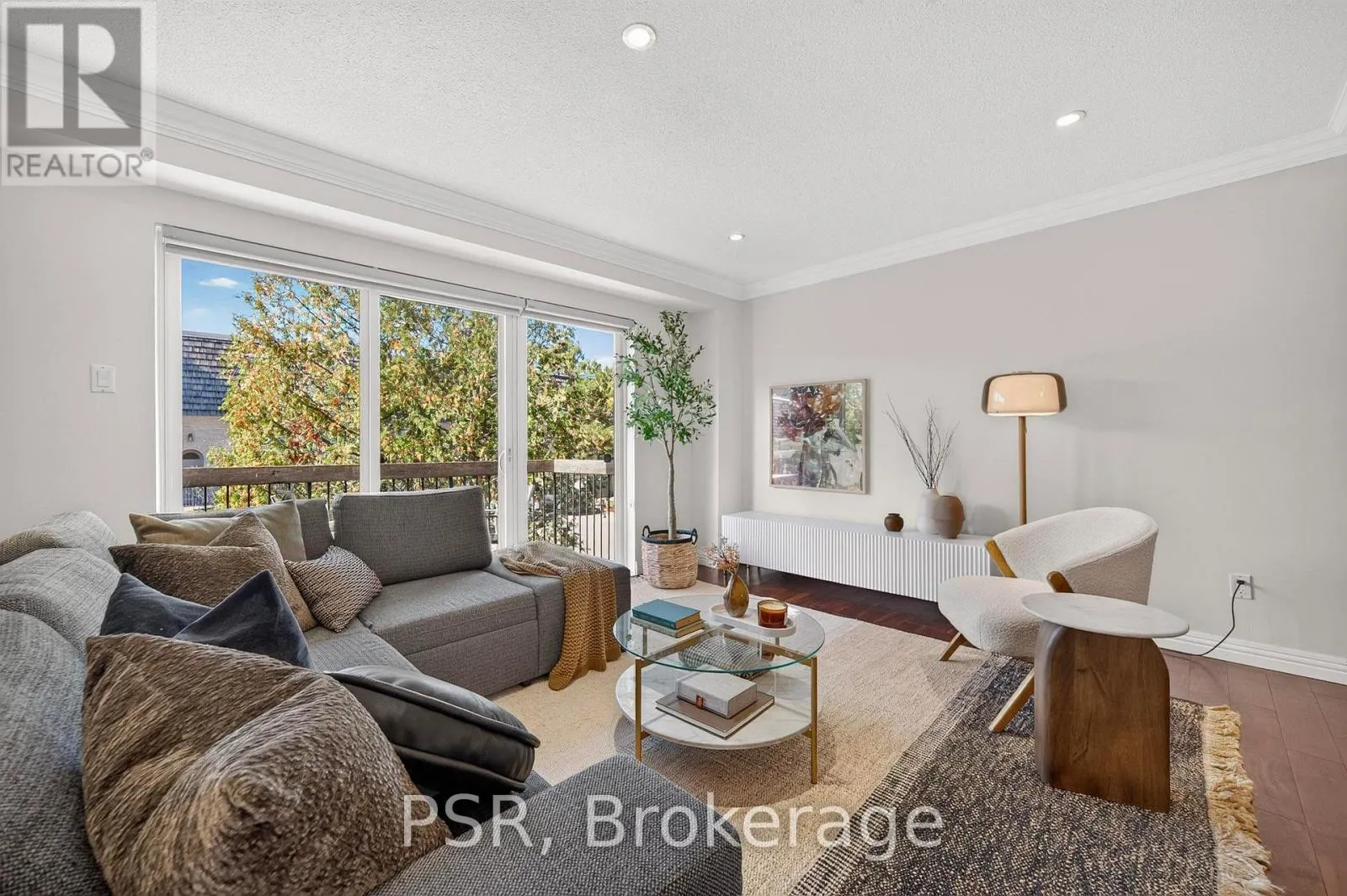 2 POWDERHORN MILL WAY