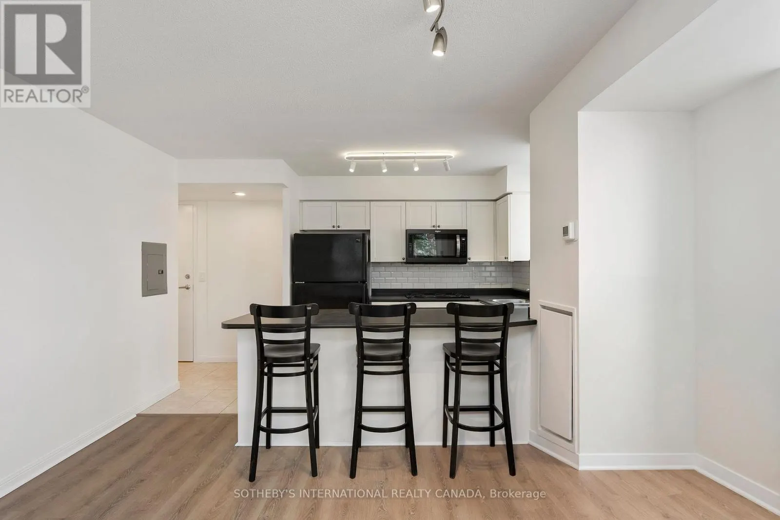 408 - 311 RICHMOND STREET