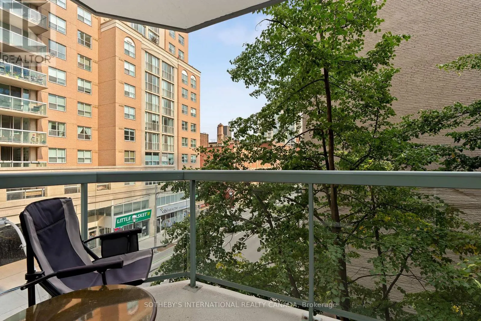 408 - 311 RICHMOND STREET