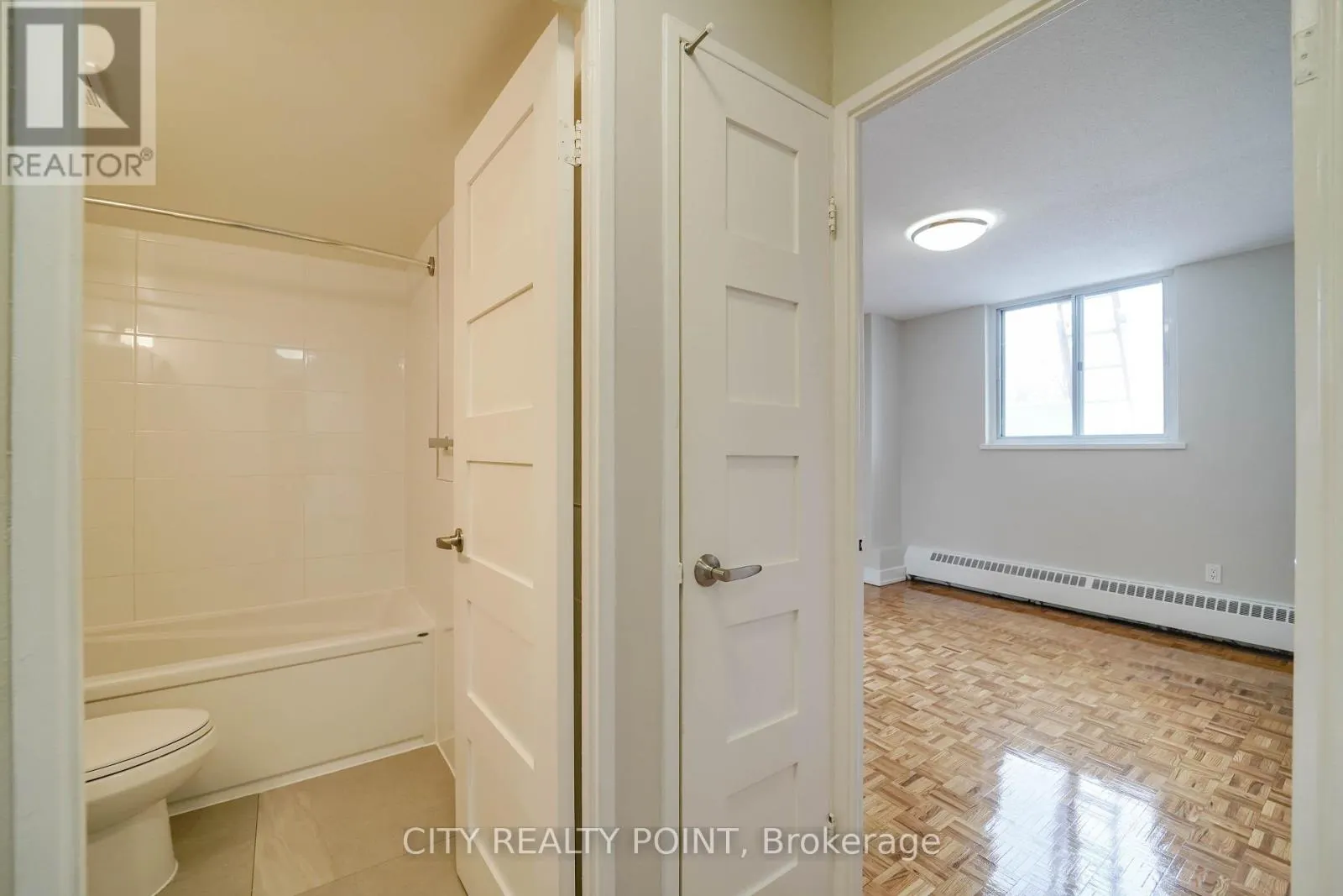 807 - 1500 BATHURST STREET