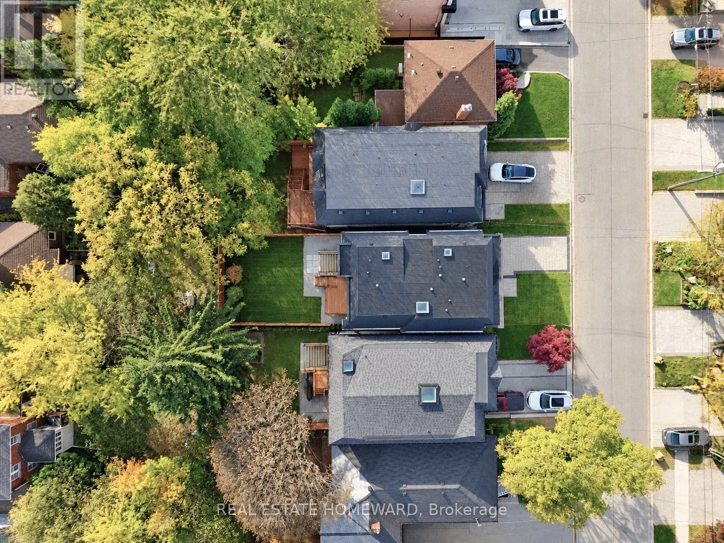 333 GLENGARRY AVENUE