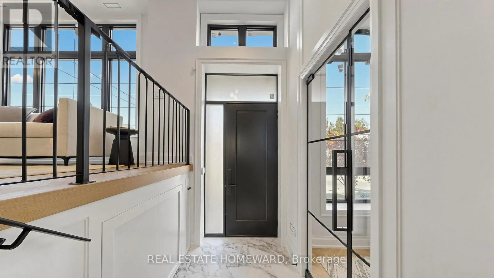 333 GLENGARRY AVENUE