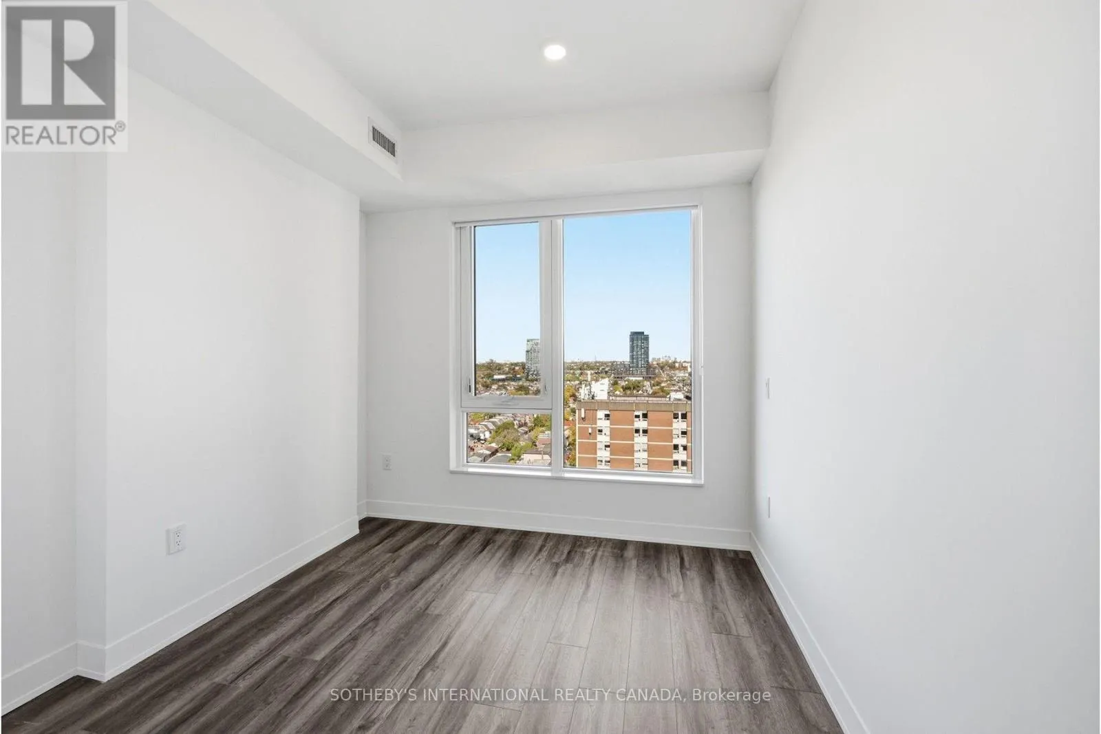 1406 - 15 ASSEMBLY LANE