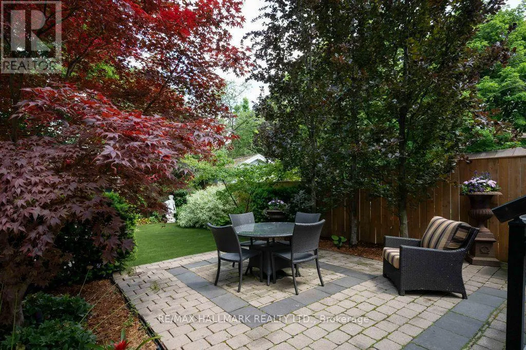 29 STANDISH AVENUE