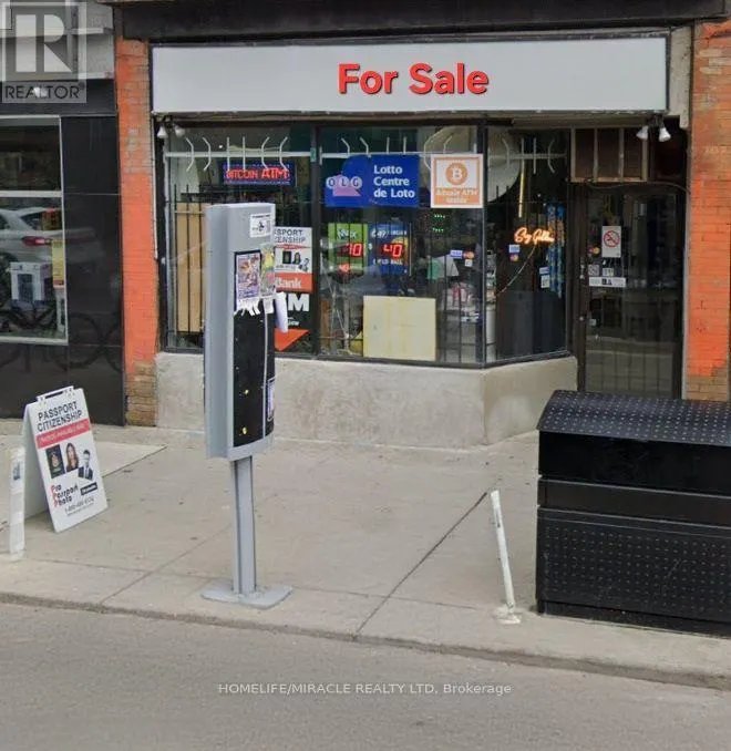 927 BLOOR STREET W