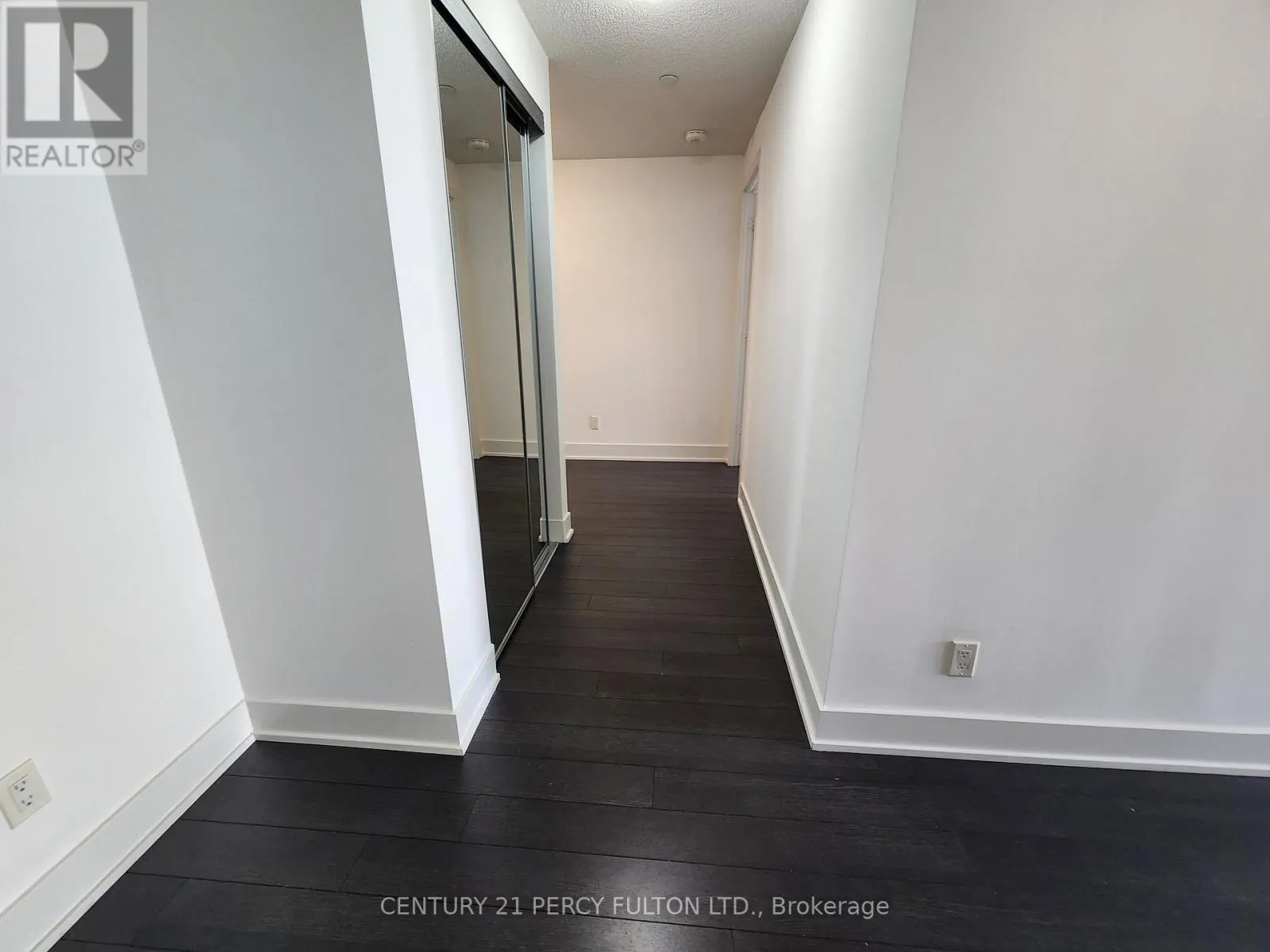 R215 - 18 MILLWOOD ROAD