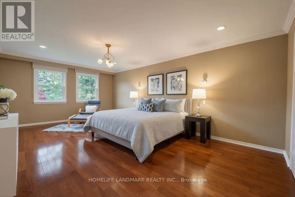 15 TOFINO CRESCENT