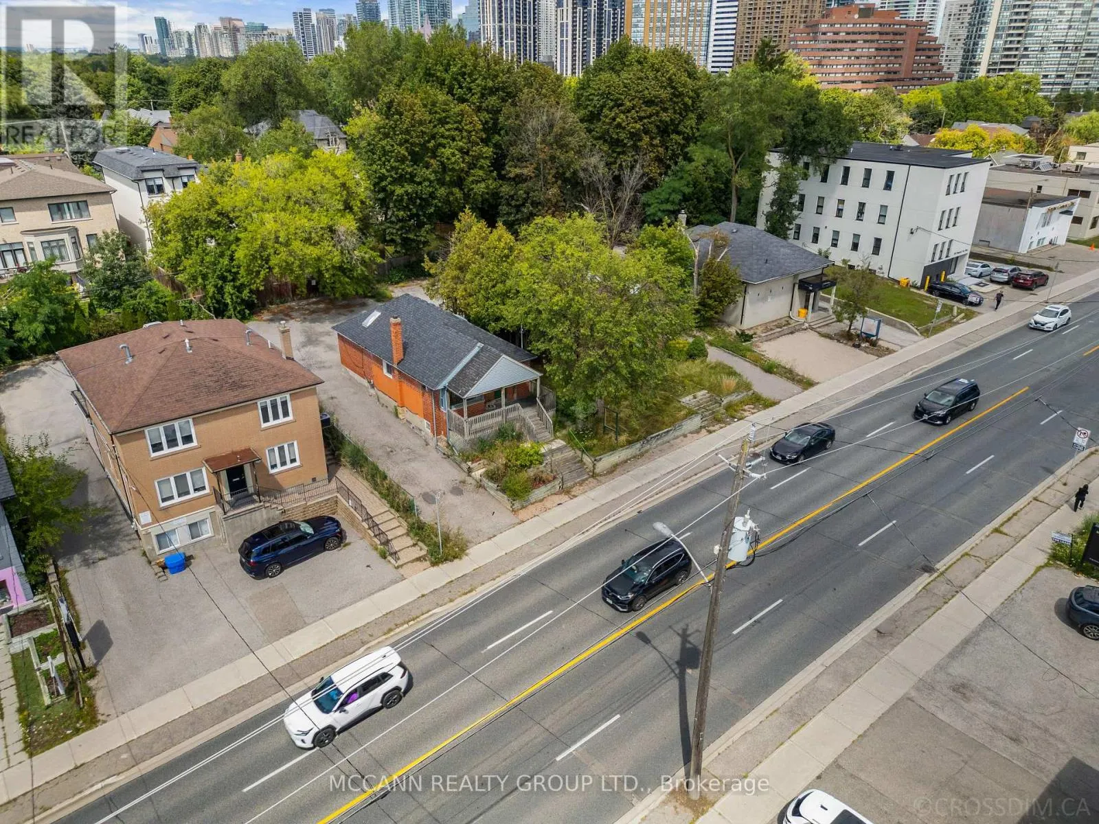 110-112 SHEPPARD AVENUE W
