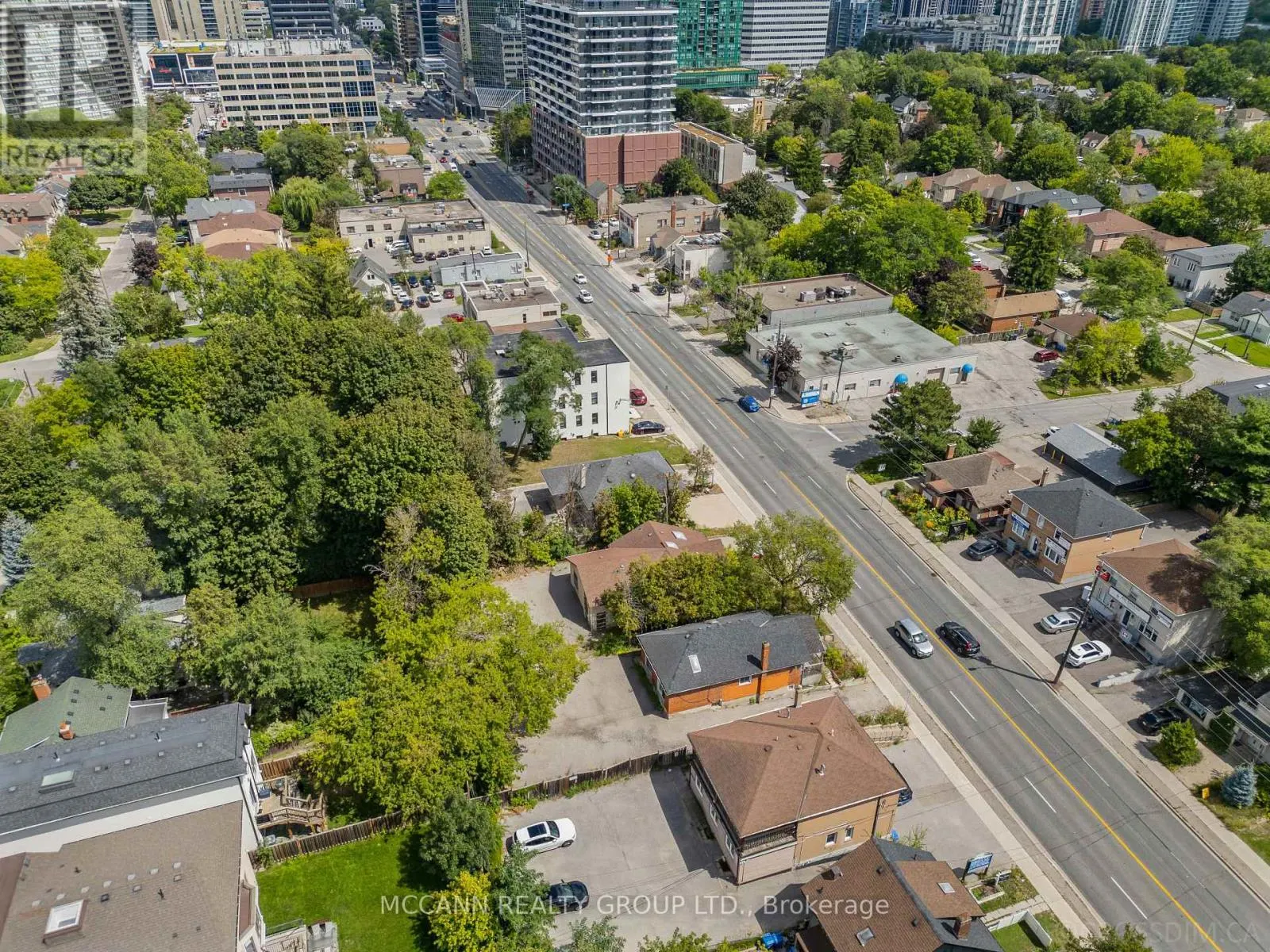 110-112 SHEPPARD AVENUE W
