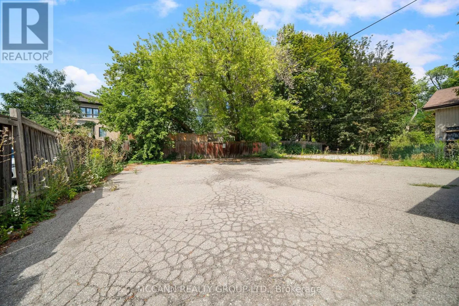 110-112 SHEPPARD AVENUE W