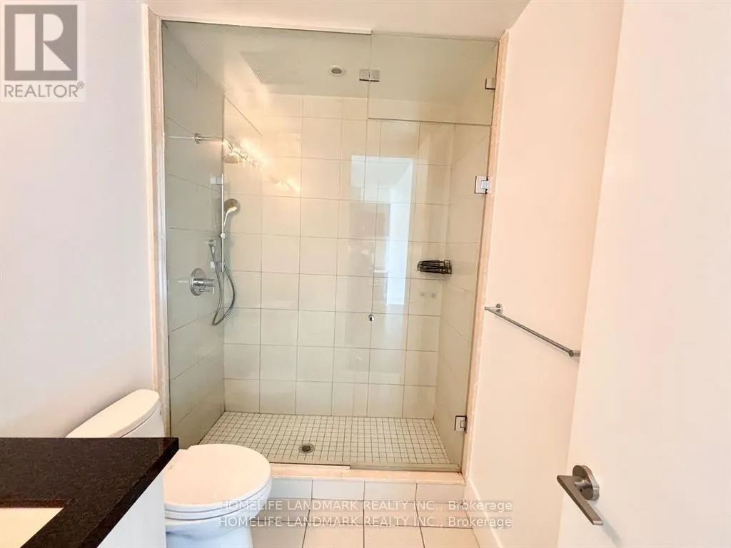 1029 - 39 QUEENS QUAY E