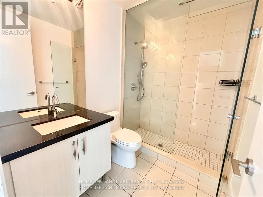 1029 - 39 QUEENS QUAY E