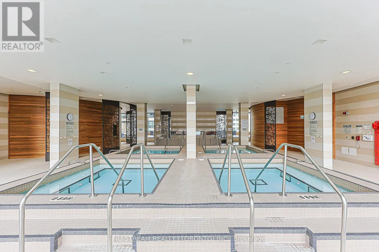 1710 - 501 YONGE STREET