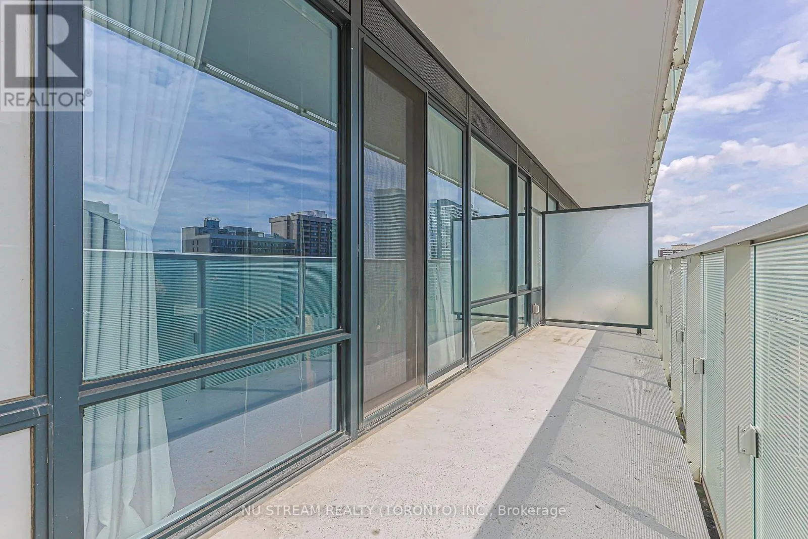 1710 - 501 YONGE STREET