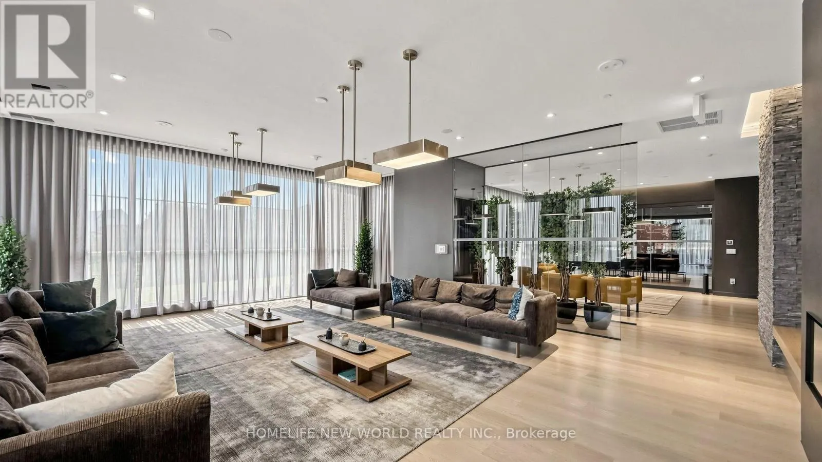 613 - 10 DEERLICK COURT