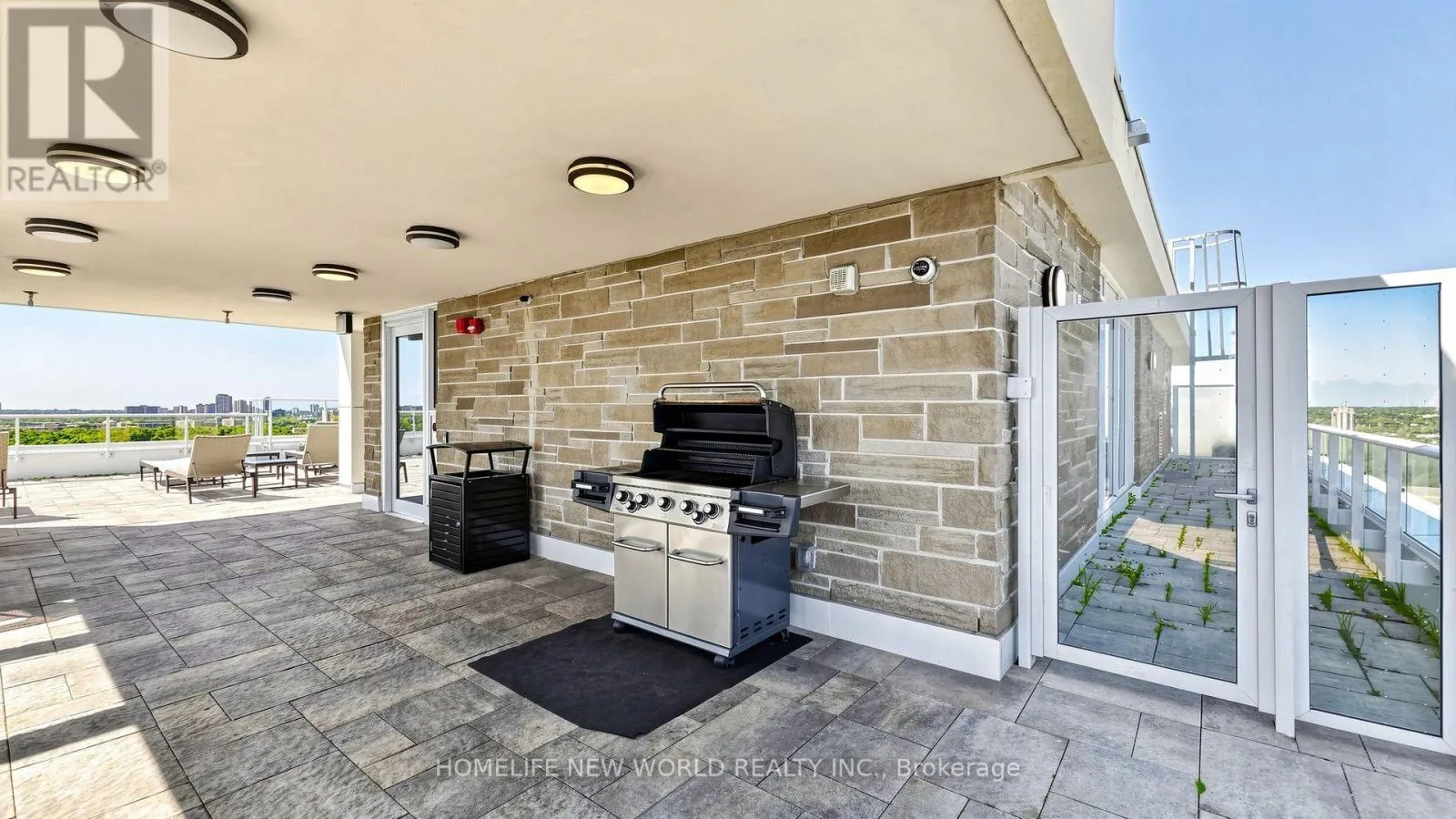 613 - 10 DEERLICK COURT