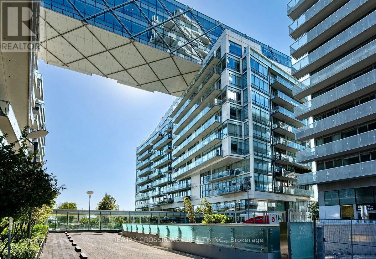1010 - 29 QUEENS QUAY E