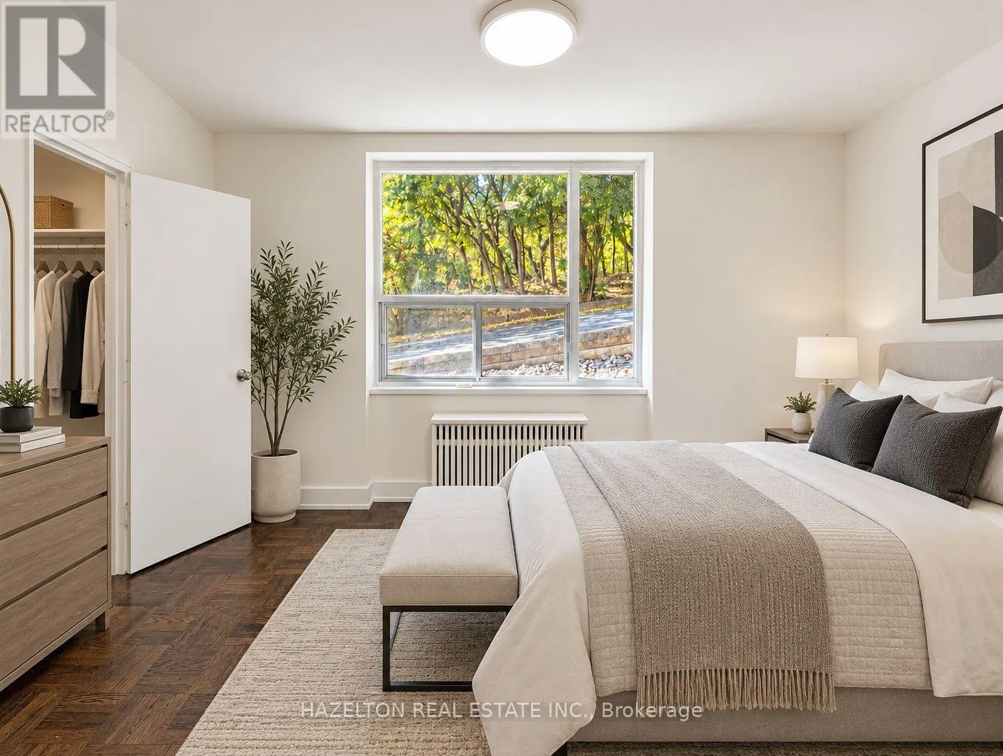 107 - 4 SHERBOURNE STREET N