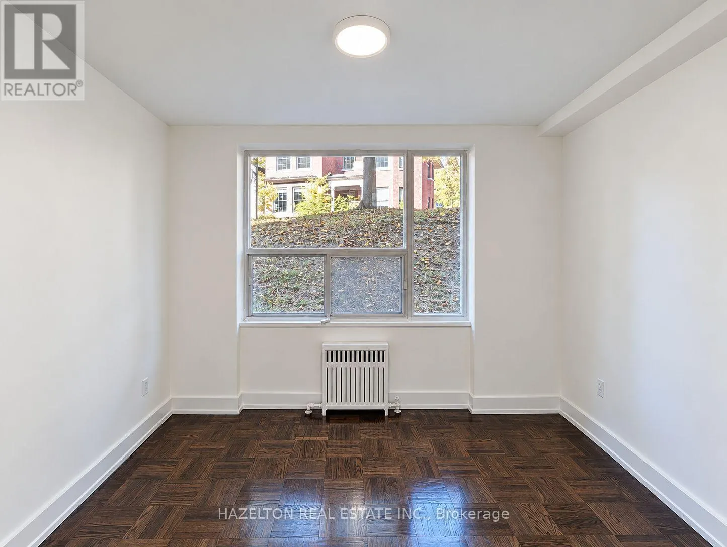 107 - 4 SHERBOURNE STREET N