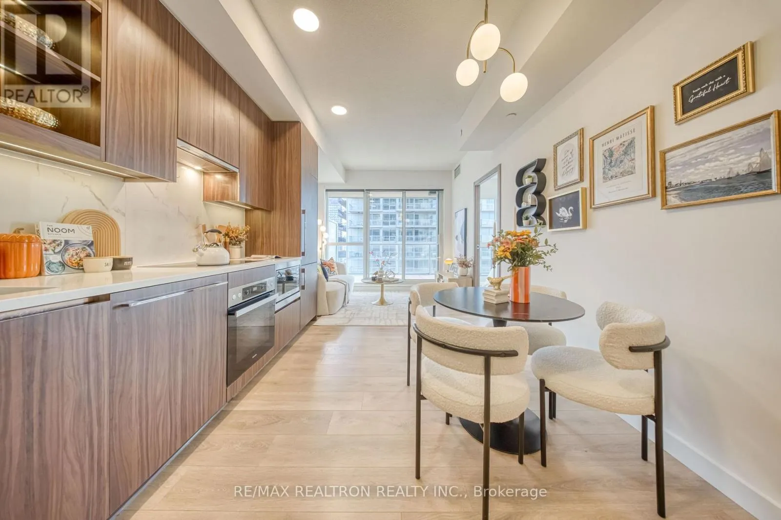 1101 - 25 MCMAHON DRIVE