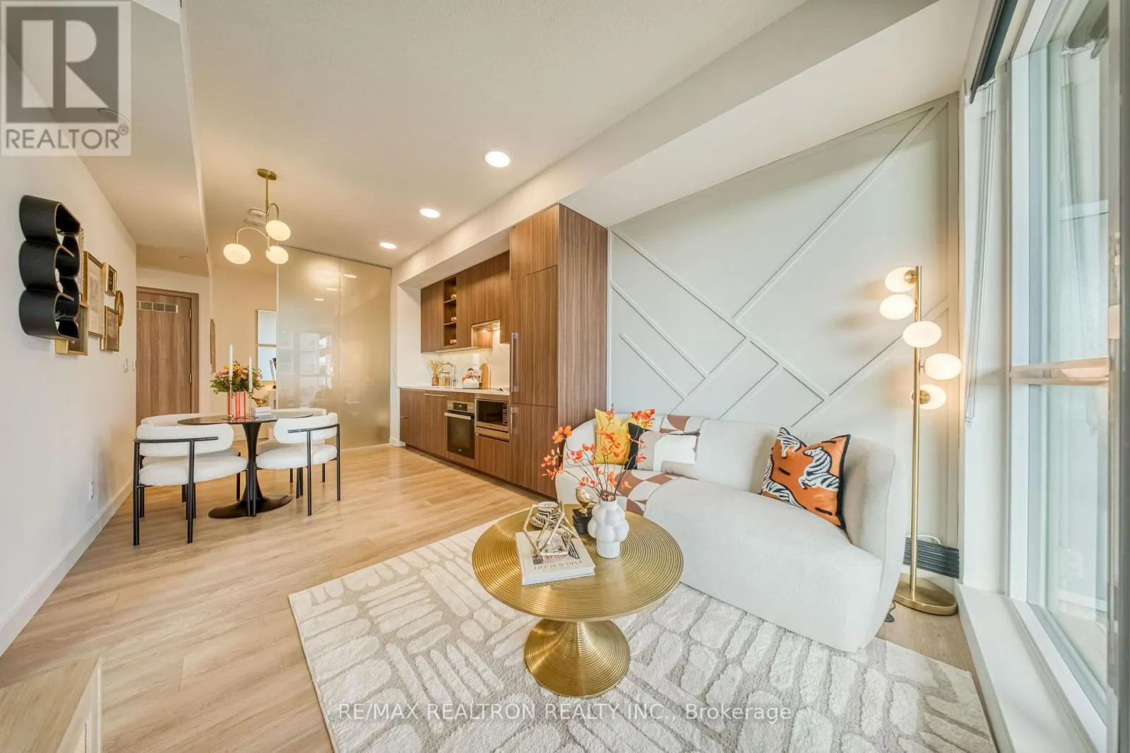 1101 - 25 MCMAHON DRIVE