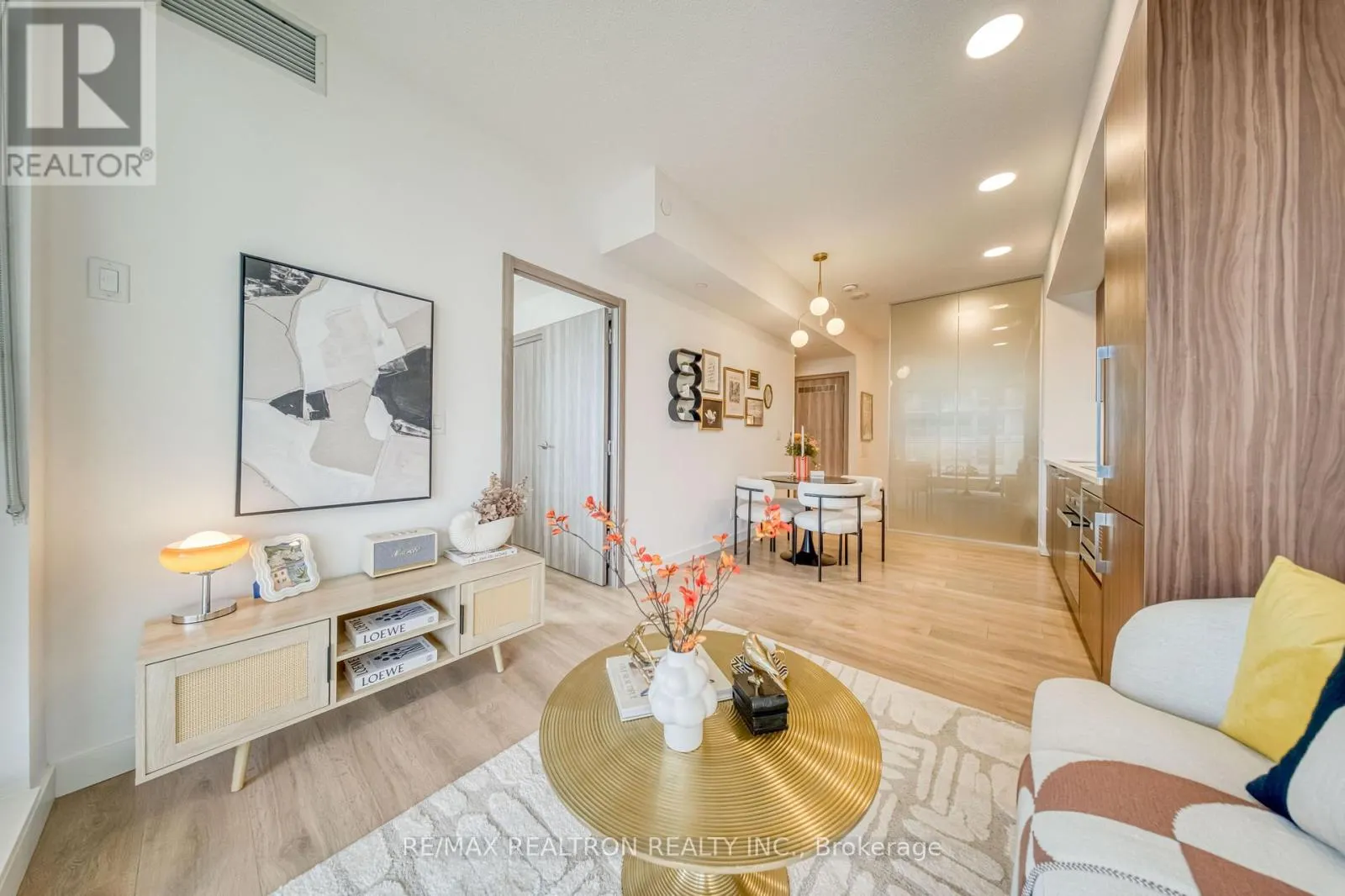 1101 - 25 MCMAHON DRIVE