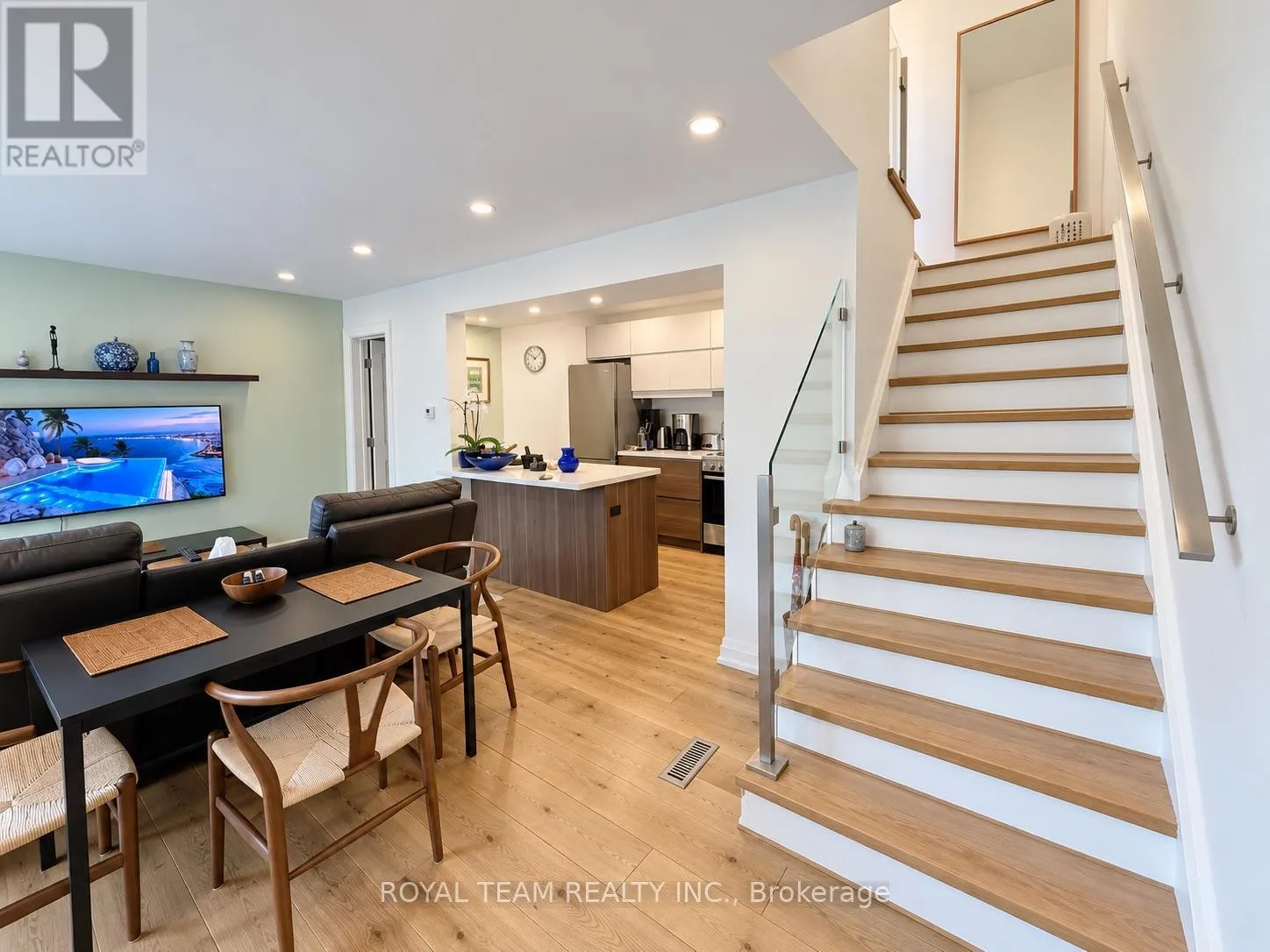 16 MAROON MILL WAY