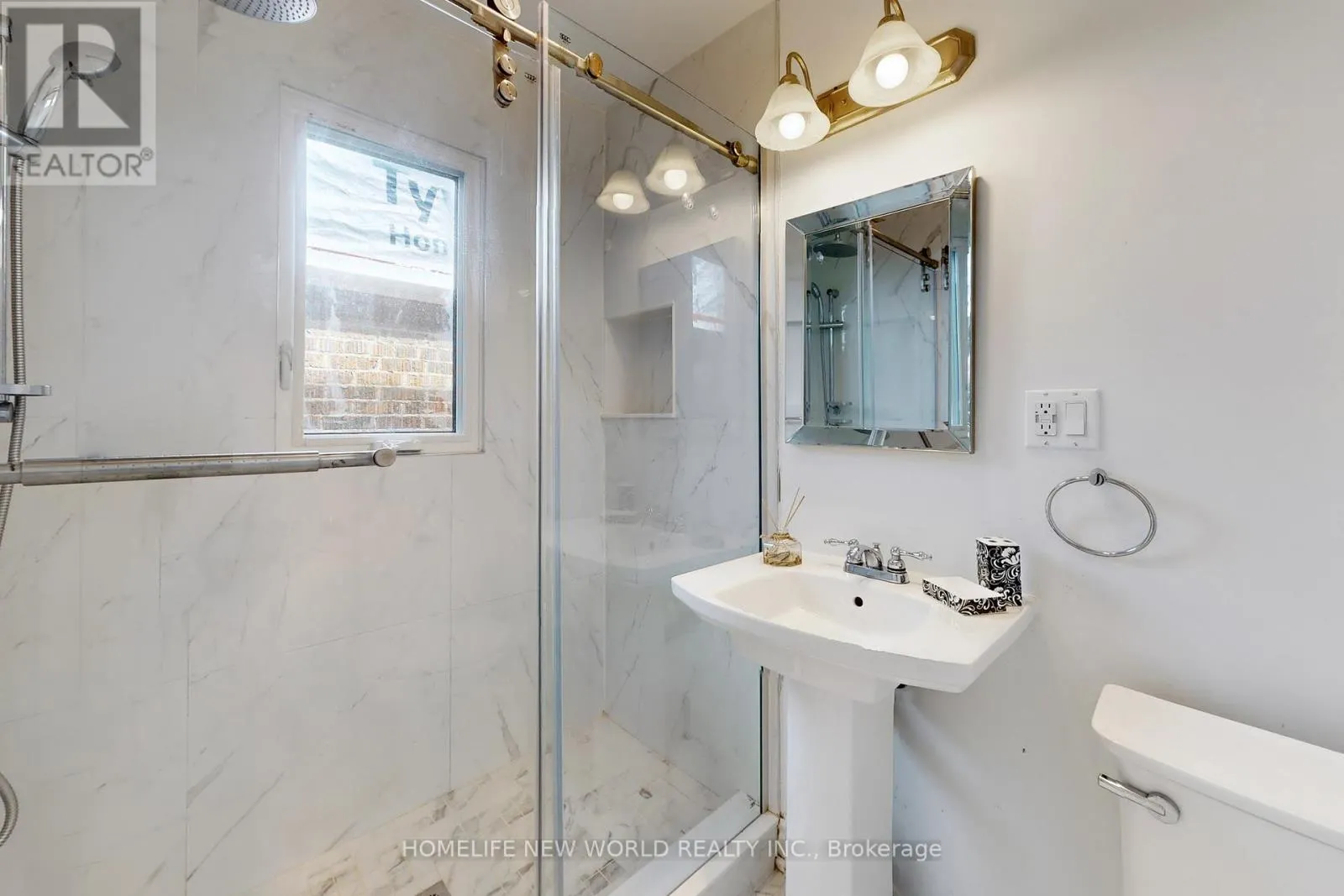 14 FRANKLIN AVENUE
