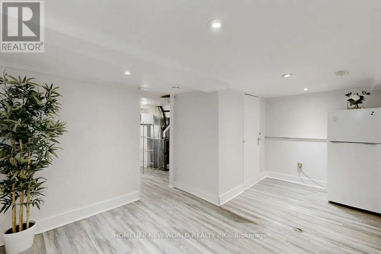 14 FRANKLIN AVENUE