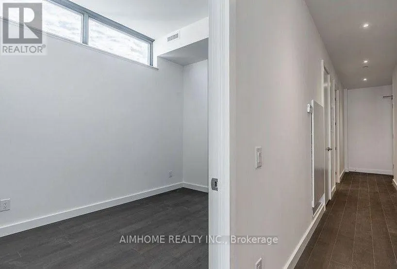 1207 - 81 WELLESLEY STREET E