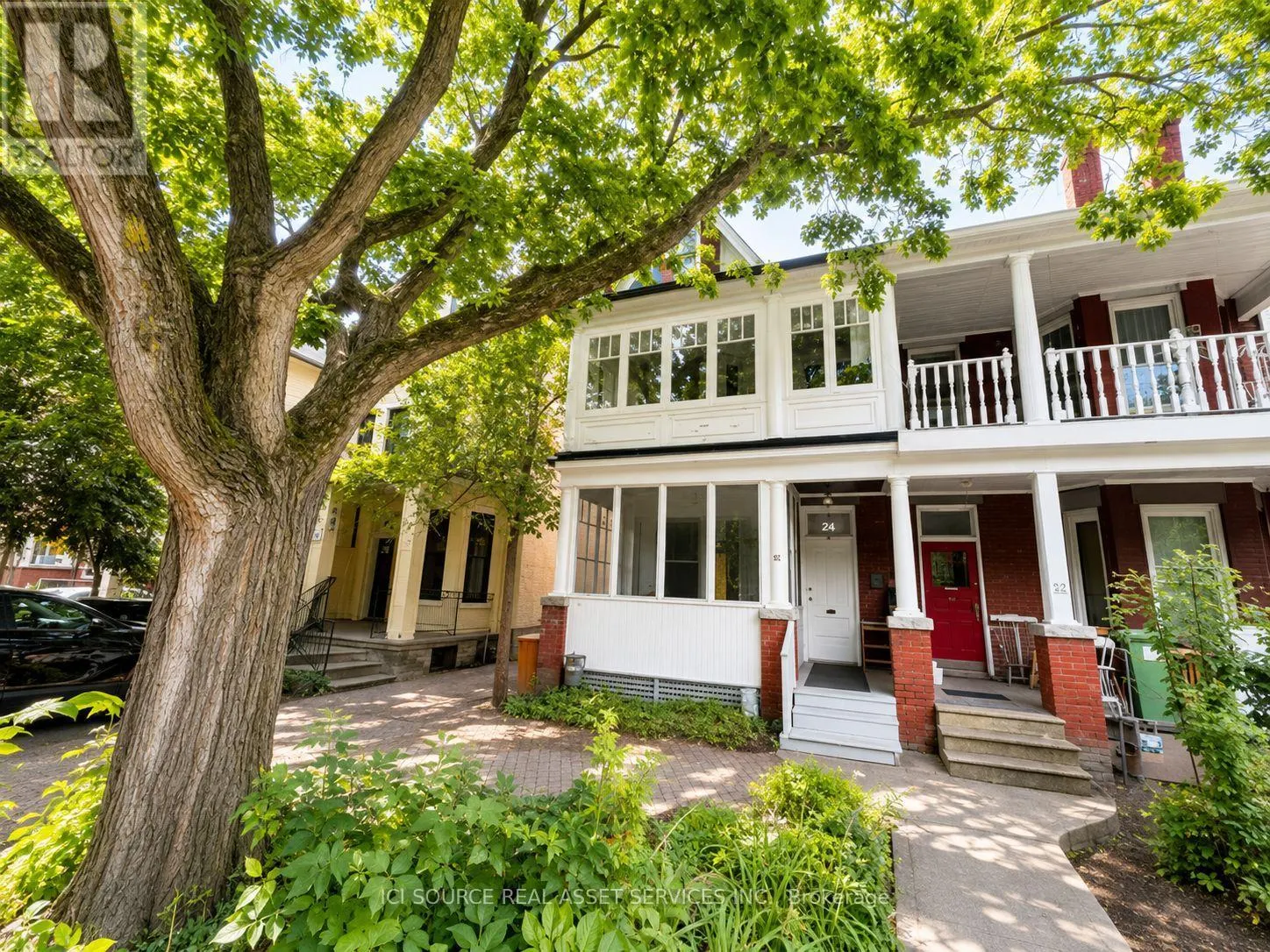1 - 50 ALBANY AVENUE