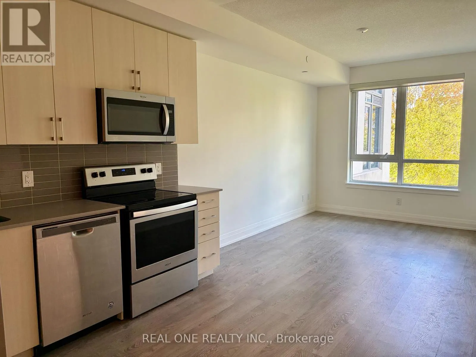 308 - 591 SHEPPARD AVENUE E