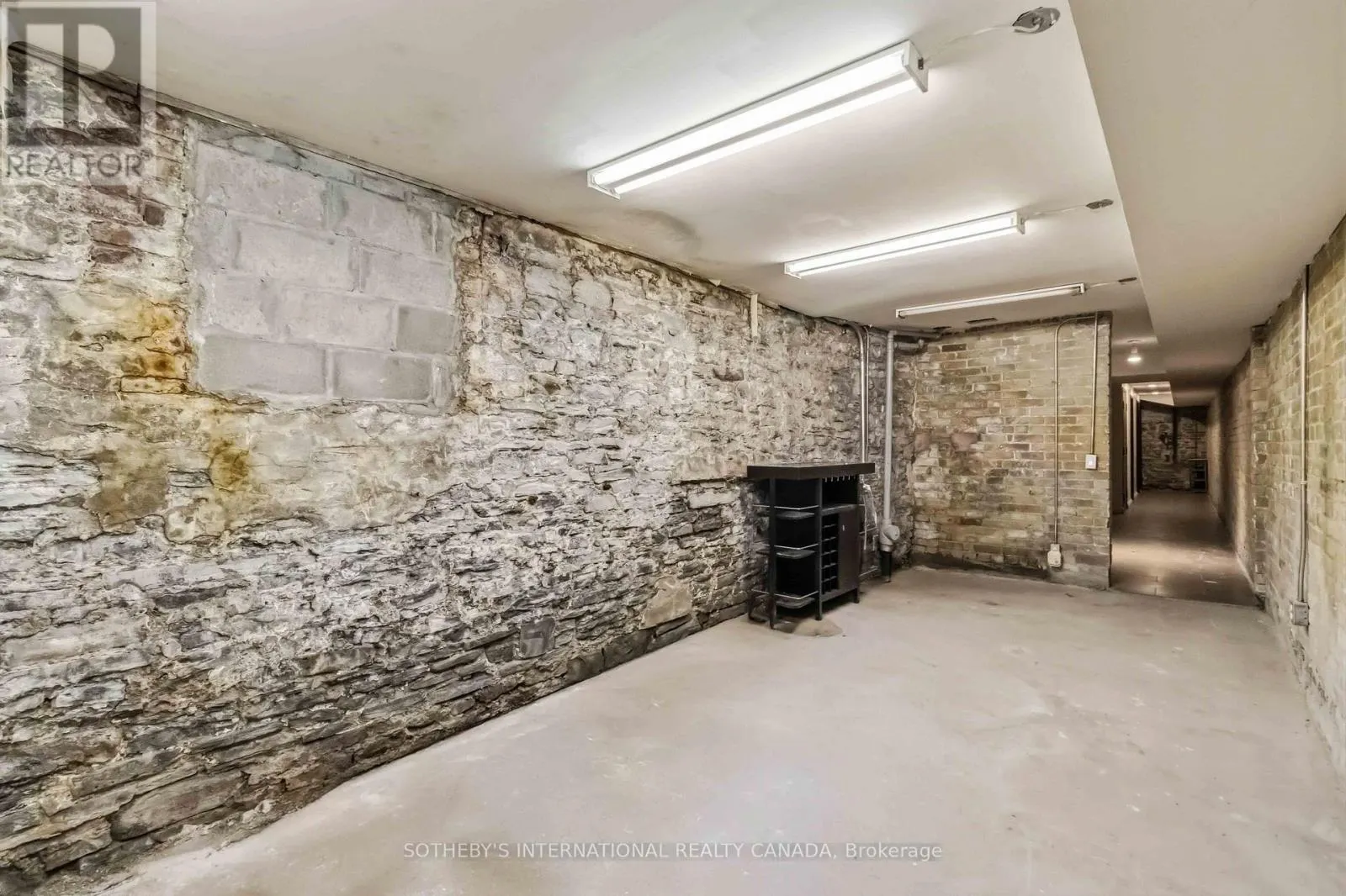 116 1/2 SHERBOURNE STREET