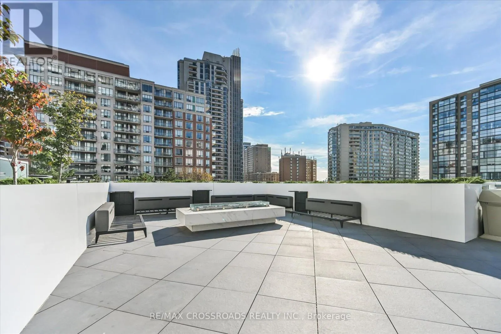 1510 - 15 HOLMES AVENUE