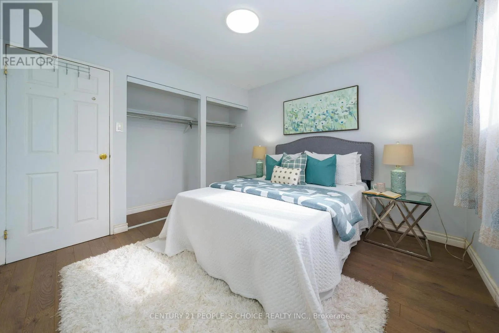 172 HOLLYBERRY TRAIL