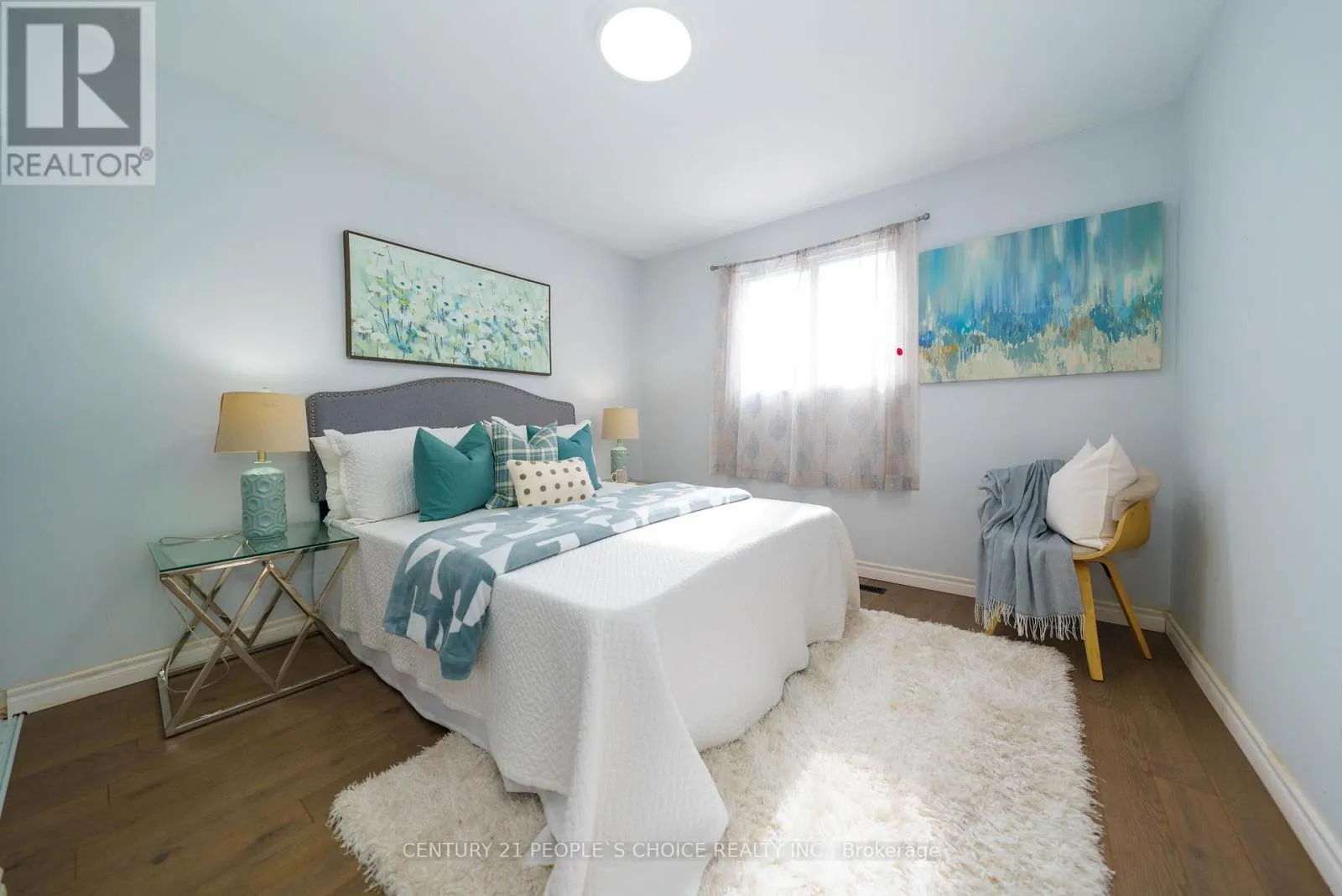 172 HOLLYBERRY TRAIL
