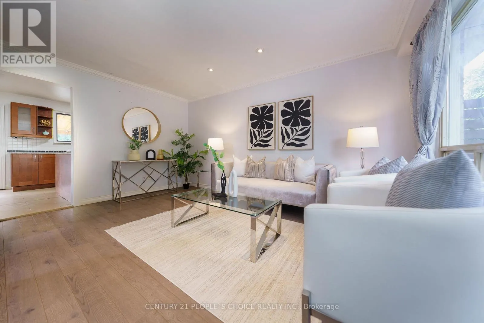 172 HOLLYBERRY TRAIL