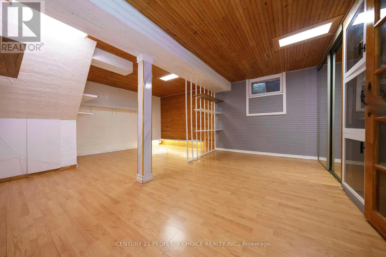 172 HOLLYBERRY TRAIL